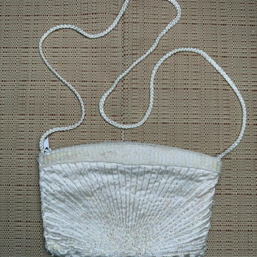 Vintage 90's Beaded Seashell Crossbody Handbag